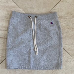 CHAMPION REVERSE WEAVE GREY MINISKIRT